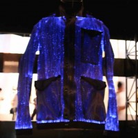 40周年記念で制作されたLEDジャケット