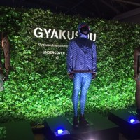 「ギャクソウ（GYAKUSOU）」の2015フォールホリデーコレクション