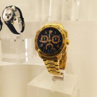 銀座店限定の腕時計