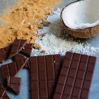エル カフェが春限定のコールドプレスジュースとココナッツミルクチョコレートを発売
