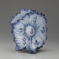 花器「フランス菊」エミール・ガレ1881-85年頃サントリー美術館（野依利之氏寄贈）