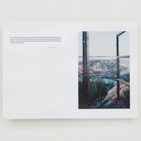 写真家のホンマタカシによる作品集『A Song for Windows』の刊行記念トークセッションを開催