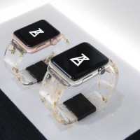 「Acrylic flower band for Apple watch」（1万3,000円）