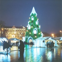 各国の“クリスマスマーケット”を収めた今城純の新作写真集が発売