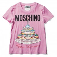 Tシャツ 2万4,000円／モスキーノ