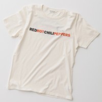 バックプリントTシャツ（1万8,000円）