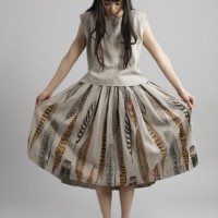 スカート（3万4,000円から7万8,900円）
