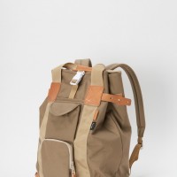 functional back pack（3万4,000円）