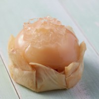 桃のタルト（約8cm/750円）