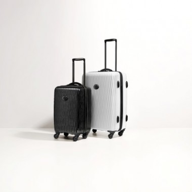 ロンシャン、超軽量スーツケース登場。出張から長期旅行まで対応