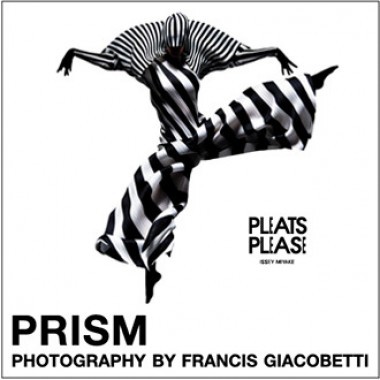 プリーツ プリーズ イッセイ ミヤケ、写真家フランシス・ジャコベッティを映像と音で体感する企画展「PRISM」を開催
