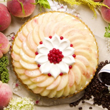 キル フェ ボンが桃づくしの“ピーチ Week”開催！夏しか味わえない桃が南国フルーツやチーズと出会う
