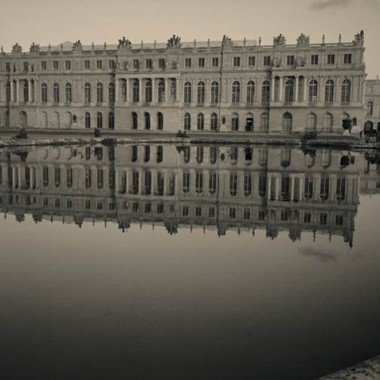 カール・ラガーフェルドが捉えたヴェルサイユ宮殿が日本初公開、銀座で写真展開催