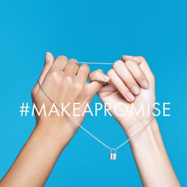 ルイ・ヴィトンが子どもたちへの支援を目的とした「#MAKEAPROMISE DAY」を開催。国内2店舗でフォトイベントも