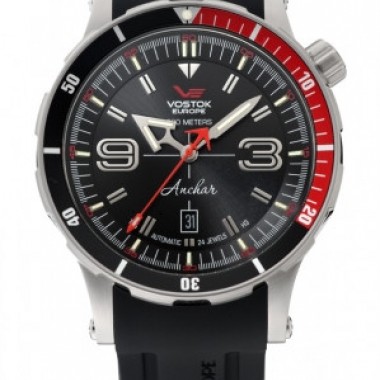 極限で使える実用的な腕時計を目指すVOSTOK EUROPEからワイルド感と男らしさが満載の赤のベゼルタイプが登場