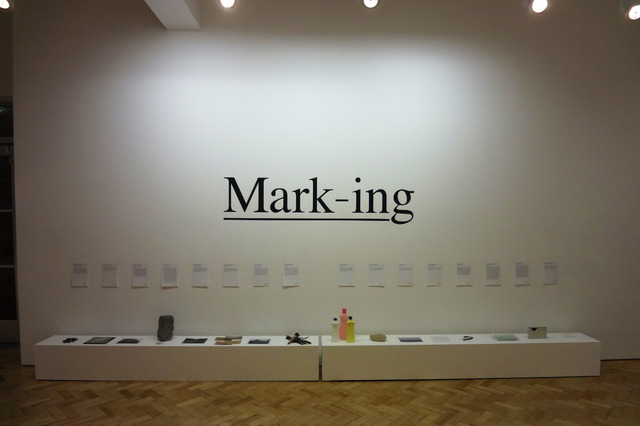 日英デザイン企画展「Mark-ing」展示風景