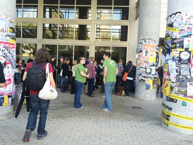 トレードショーが開催されたコンベンションセンターの入口