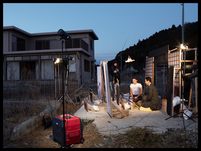 東京物語－B cameraシリーズ、2013年、二連の写真