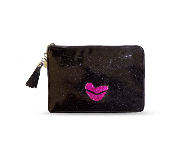 Kiss Me Black Power Purse with Power Bank