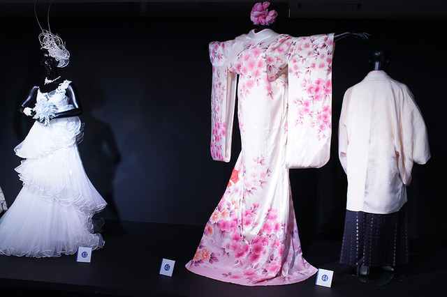YUMI KATSURA50周年記念展覧会「桂由美の軌跡～SHINING FOREVER～」