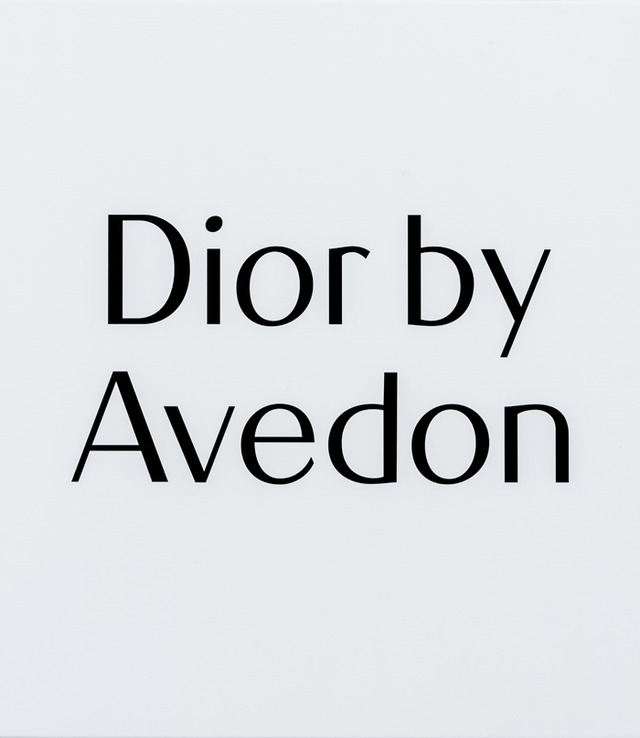 リチャード・アヴェドンによる写真集『Dior by Avedon』が発売