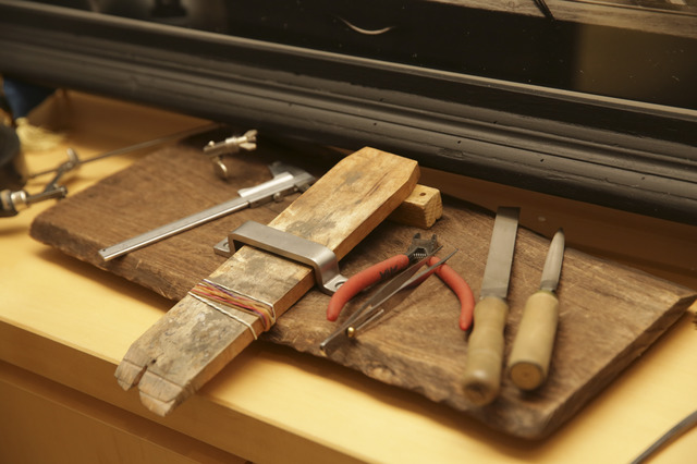 イセタンサローネで開催された首藤さんの個展に展示された愛用の道具たち
