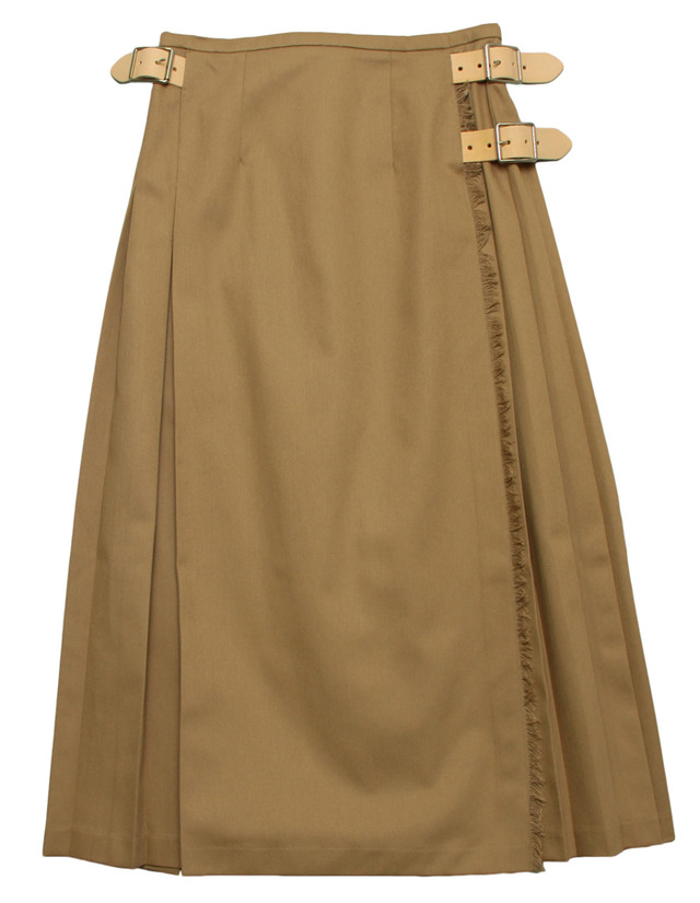 Skirt 2万4,000円／オニールとのコラボアイテム