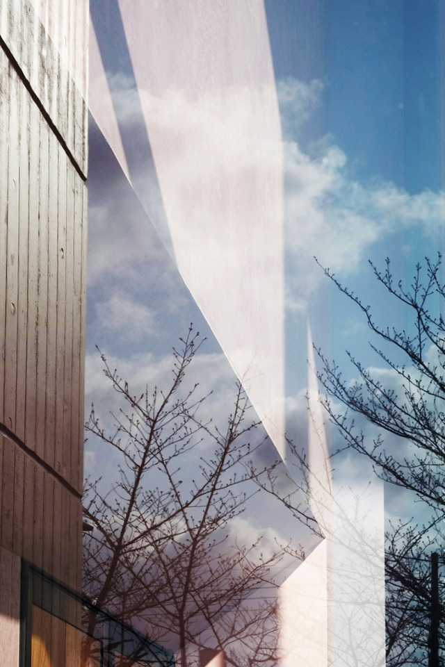 飯沼珠実の写真展「歌う建築を聴く- architecture singing」が京都岡崎と代官山蔦屋書店で開催される