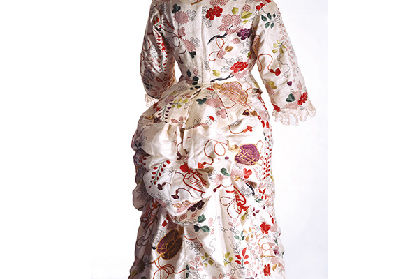 ターナー[イギリス]／ドレス／1870年代／京都服飾文化研究財団蔵