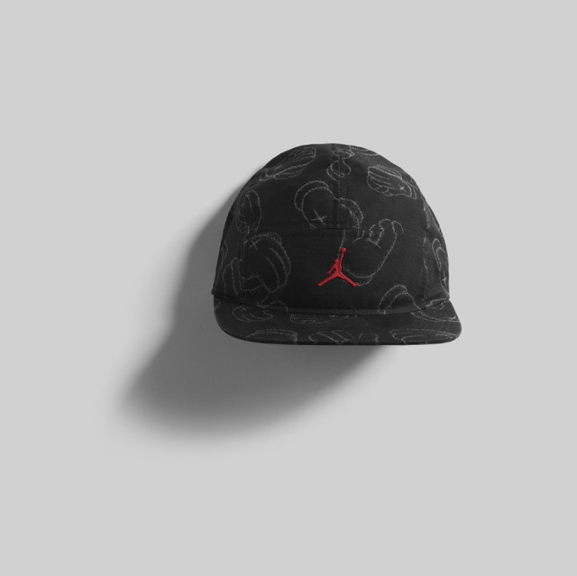 JORDAN X KAWS HAT（6,000円）