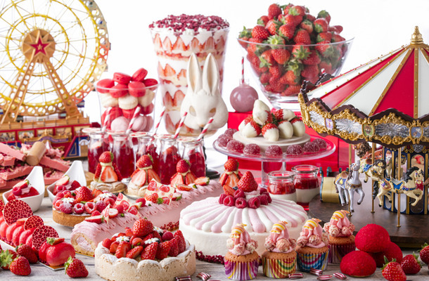 ヒルトン東京で苺づくしのデザートの祭典「ストロベリーデザートフェア」が開催