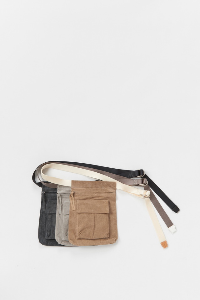 waist belt bag（各1万6,000円）