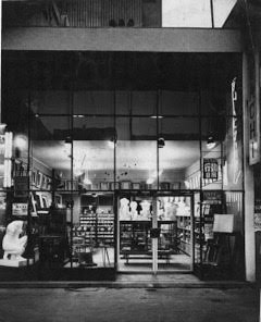大阪で1920年創業時の屋号を継承した「河内洋画材料店」が中目黒 蔦屋書店に期間限定オープン