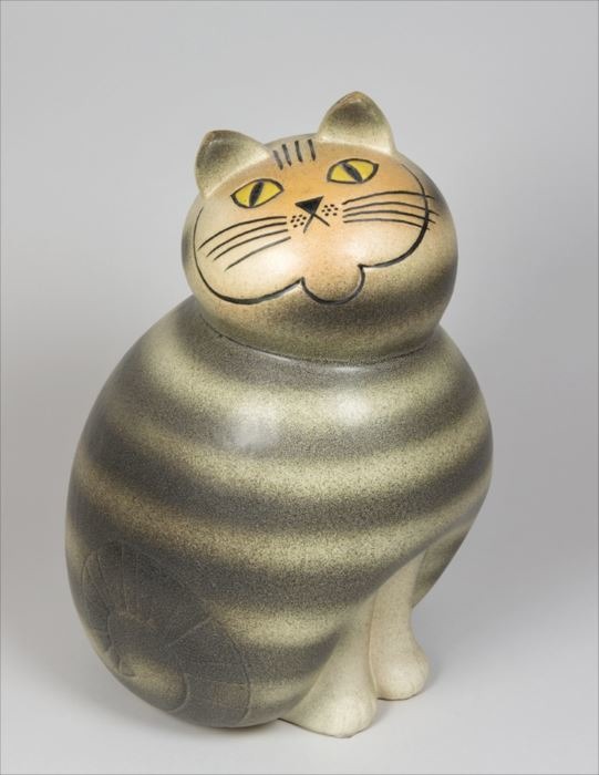 Mia Cat from the Big Zoo series（Manufactured from 1966, this copy made at Keramikstudion 1990.） 個人蔵、スウェーデン